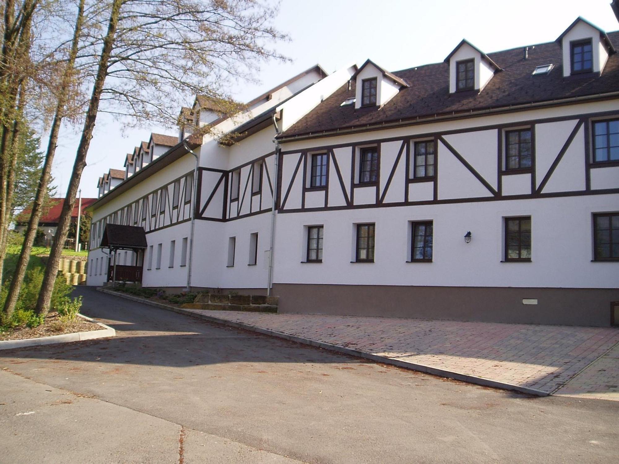 Heřmanice 切斯卡豪斯博大餐厅旅馆酒店 外观 照片